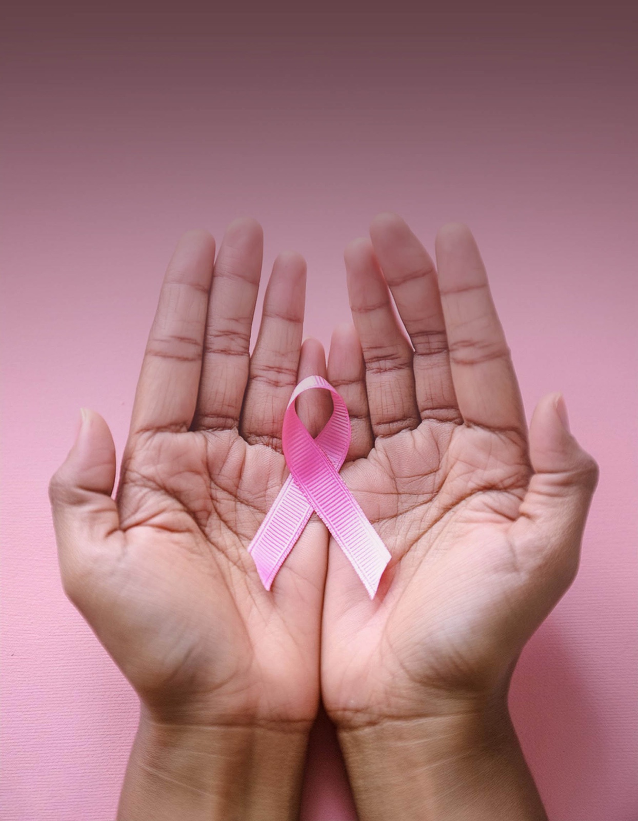  التوعية بسرطان الثدي – رسالة حياة في شهر أكتوبر الوردي